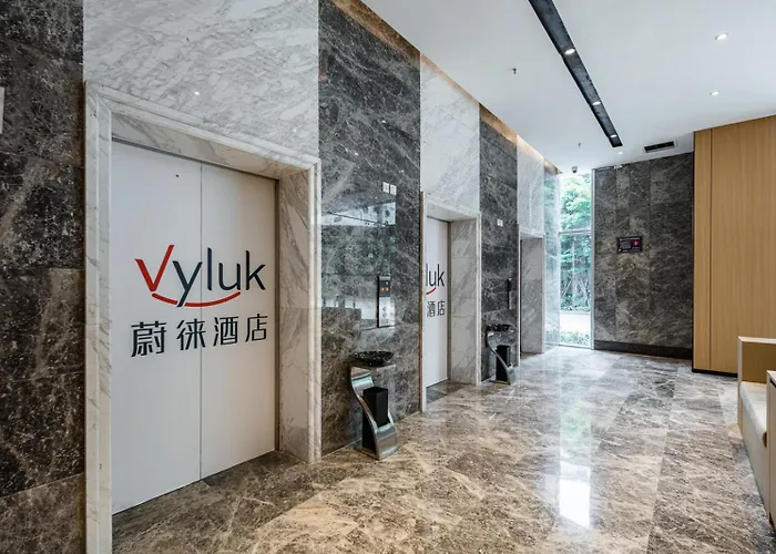 Weilai Hotel Dujiangyan Medical Center Lidui Park Station Branch